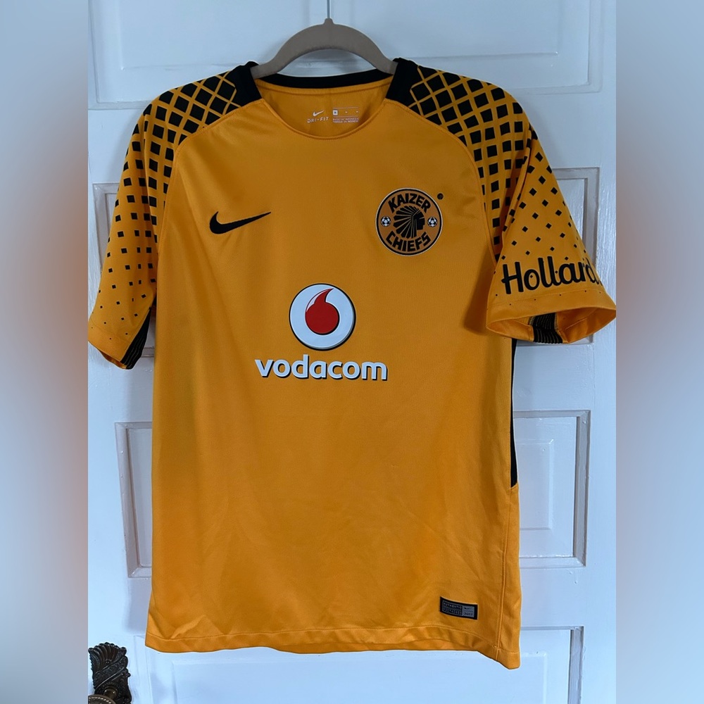 Nike Kaizer Chiefs MediumFutbol Soccer Jersey Women Vodacom Hollard South Africa